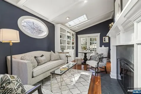 80 Crest Road Ridgewood NJ 07450