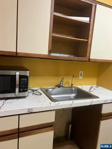 245 Passaic Passaic NJ 07055