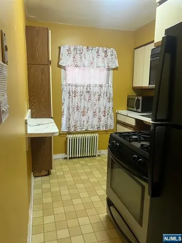 245 Passaic Passaic NJ 07055