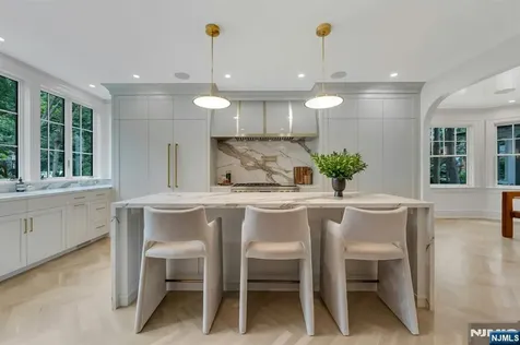 82-84 Watchung Avenue Montclair NJ 07043
