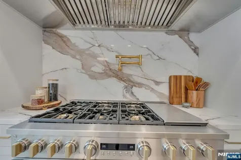 84 Watchung Avenue Montclair NJ 07043