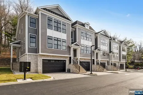 188 Broadway Woodcliff Lake NJ 07677
