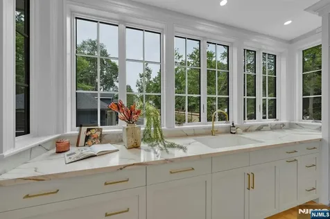 82-84 Watchung Avenue Montclair NJ 07043
