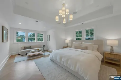 82-84 Watchung Avenue Montclair NJ 07043