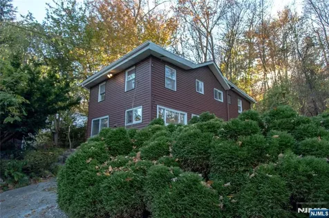 18 Decker Pond Road Sussex NJ 07461