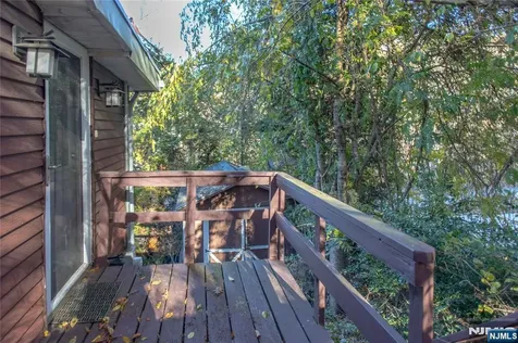 18 Decker Pond Road Sussex NJ 07461