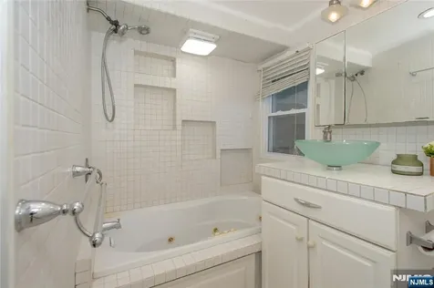 18 Decker Pond Road Sussex NJ 07461