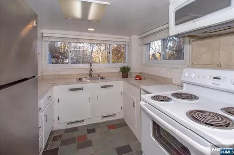 18 Decker Pond Road Sussex NJ 07461