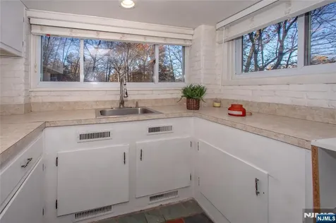 18 Decker Pond Road Sussex NJ 07461