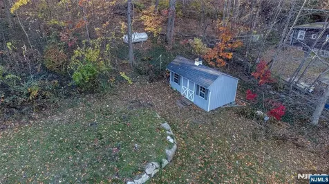 18 Decker Pond Road Sussex NJ 07461