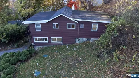 18 Decker Pond Road Sussex NJ 07461