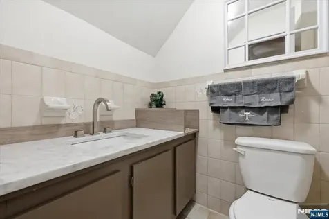 3617 Lincoln Terrace North Bergen NJ 07047