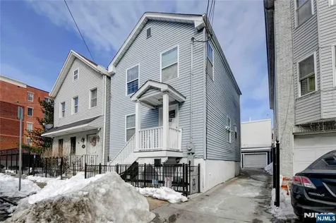 188 Pennington Street Newark NJ 07105