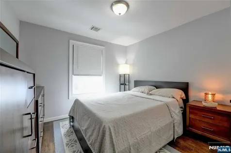 188 Pennington Street Newark NJ 07105