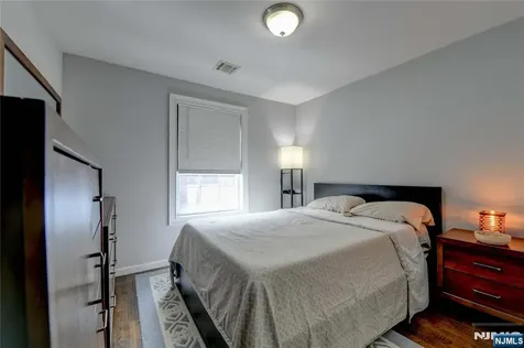 188 Pennington Street Newark NJ 07105