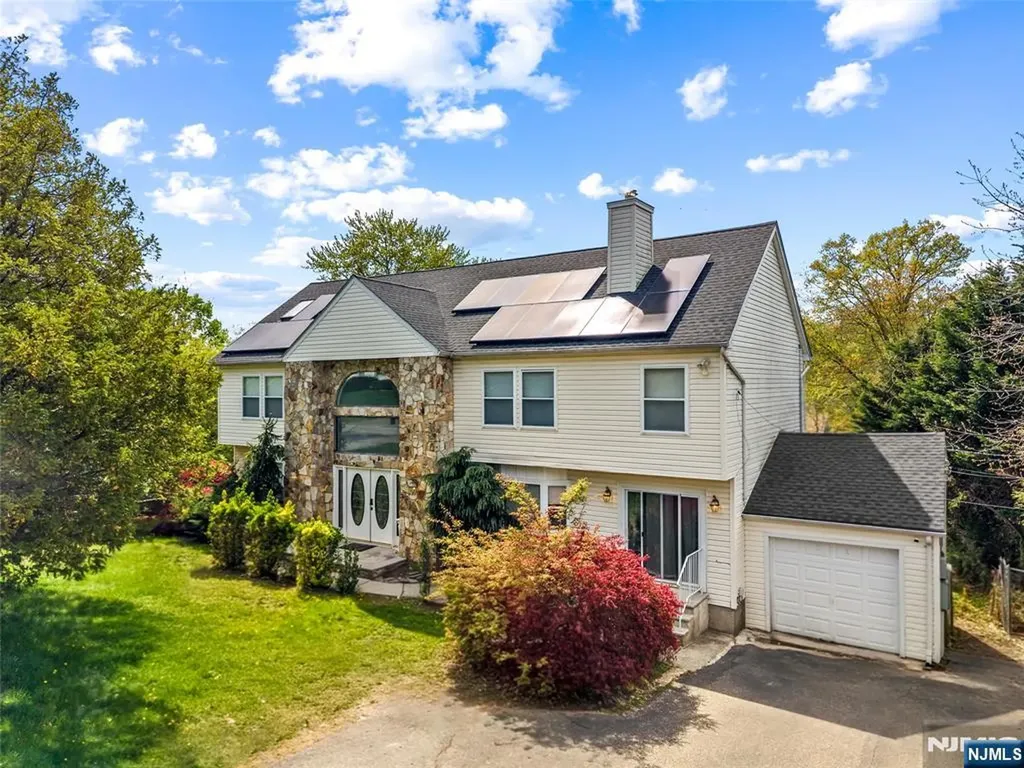 201 Newark Pompton Turnpike Wayne NJ 07470