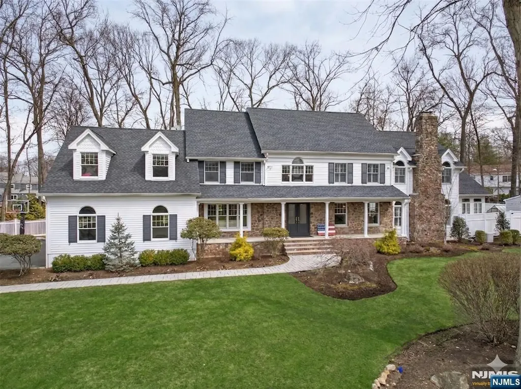 381 Lawrence Court Wyckoff NJ 07481