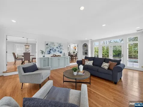381 Lawrence Court Wyckoff NJ 07481