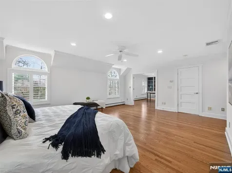 381 Lawrence Court Wyckoff NJ 07481