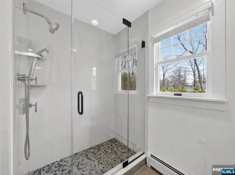 381 Lawrence Court Wyckoff NJ 07481
