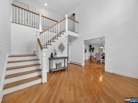 381 Lawrence Court Wyckoff NJ 07481