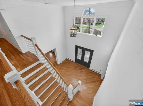 381 Lawrence Court Wyckoff NJ 07481
