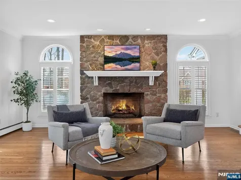 381 Lawrence Court Wyckoff NJ 07481