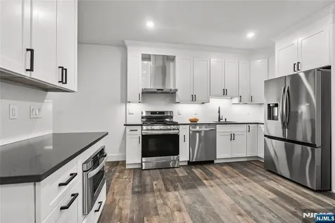 521 10th Street Union City NJ 07087