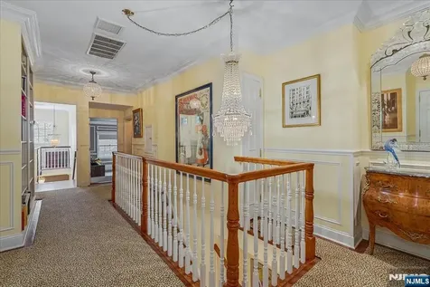 294 Oakwood Road Englewood NJ 07631