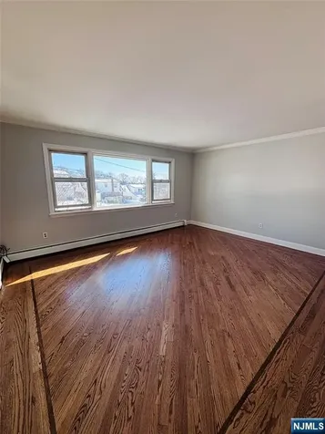 81 Lakeshore Drive Prospect Park NJ 07508