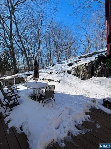81 Lakeshore Drive Prospect Park NJ 07508