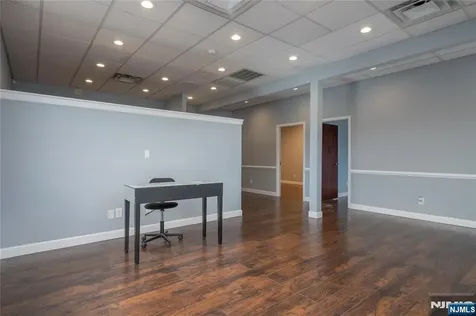 230 Market Street Elmwood Park NJ 07407