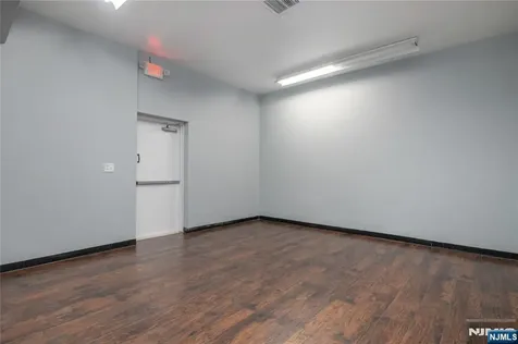 230 Market Street Elmwood Park NJ 07407