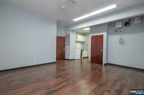 230 Market Street Elmwood Park NJ 07407
