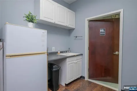 230 Market Street Elmwood Park NJ 07407