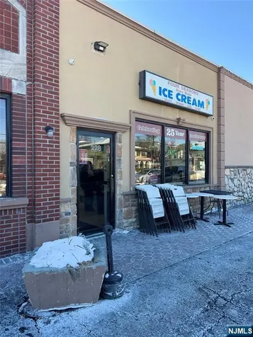 228 Market Street Elmwood Park NJ 07407