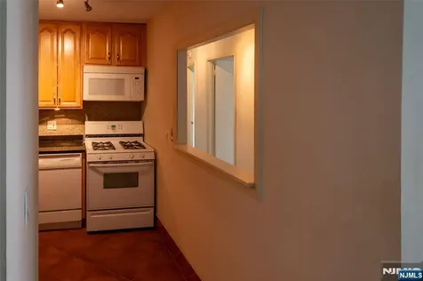 555 North Avenue Fort Lee NJ 07024