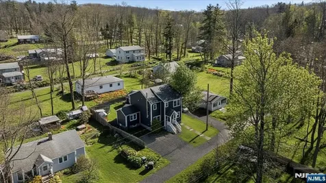 17 Birchwood Pass West Milford NJ 07480