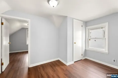 16 Loretta Street Clifton NJ 07011