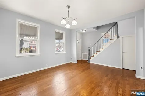 16 Loretta Street Clifton NJ 07011