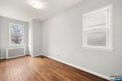 16 Loretta Street Clifton NJ 07011