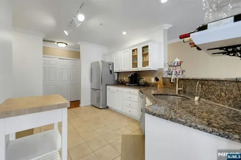 155 The Promenade Edgewater NJ 07020