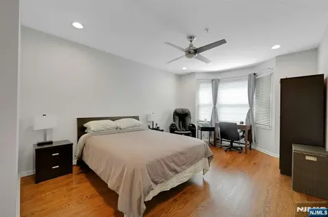 155 The Promenade Edgewater NJ 07020