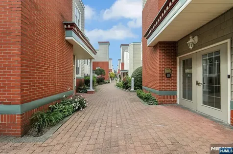 155 The Promenade Edgewater NJ 07020