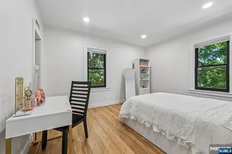 508 High Street Oradell NJ 07649