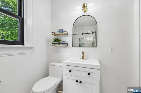 508 High Street Oradell NJ 07649