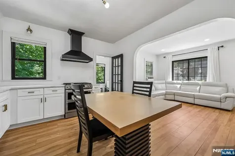 508 High Street Oradell NJ 07649
