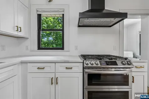 508 High Street Oradell NJ 07649