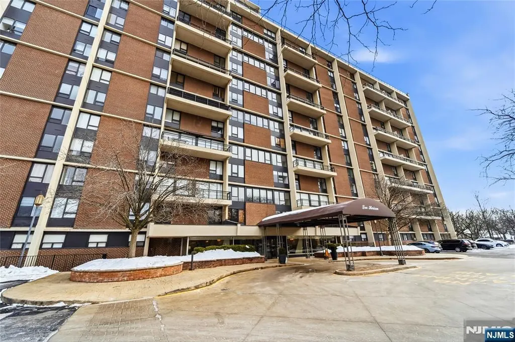 2 Horizon Road Fort Lee NJ 07024
