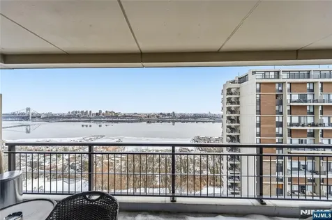 2 Horizon Road Fort Lee NJ 07024